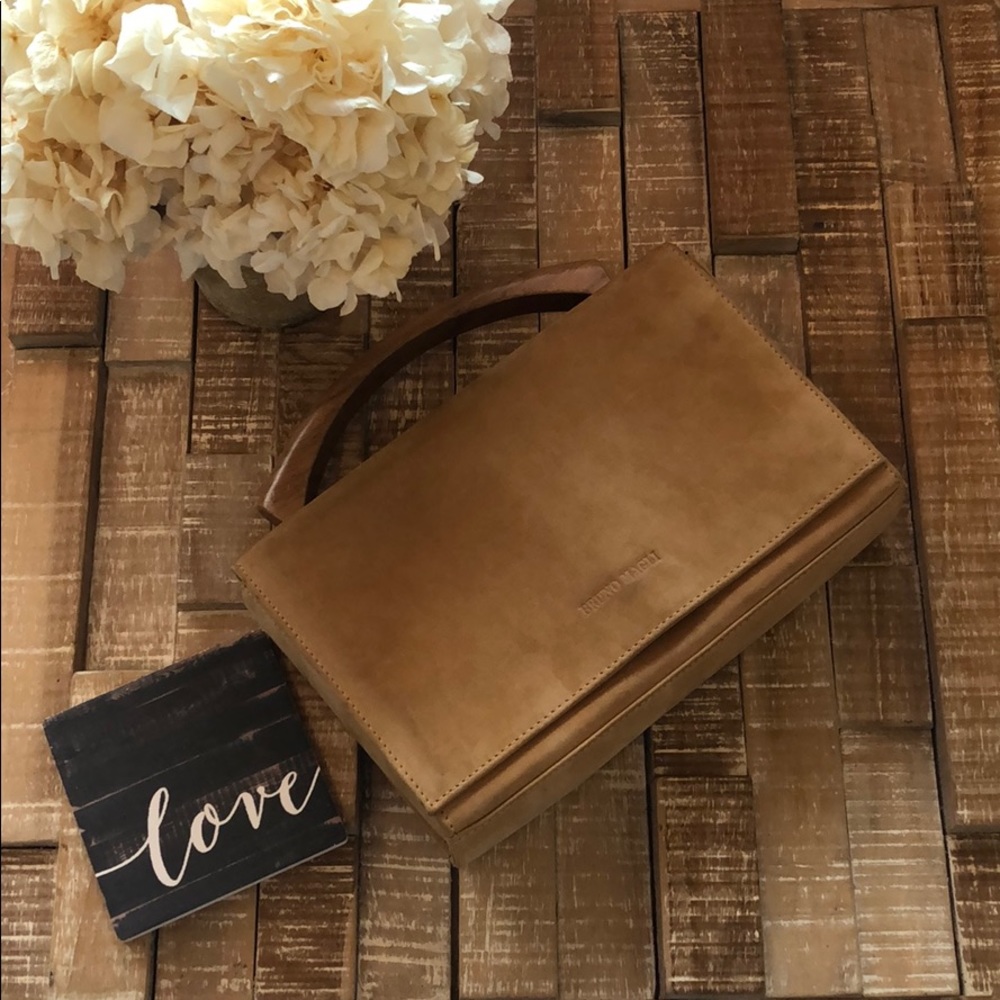 Bruno Magli 🎈SOLD🎈